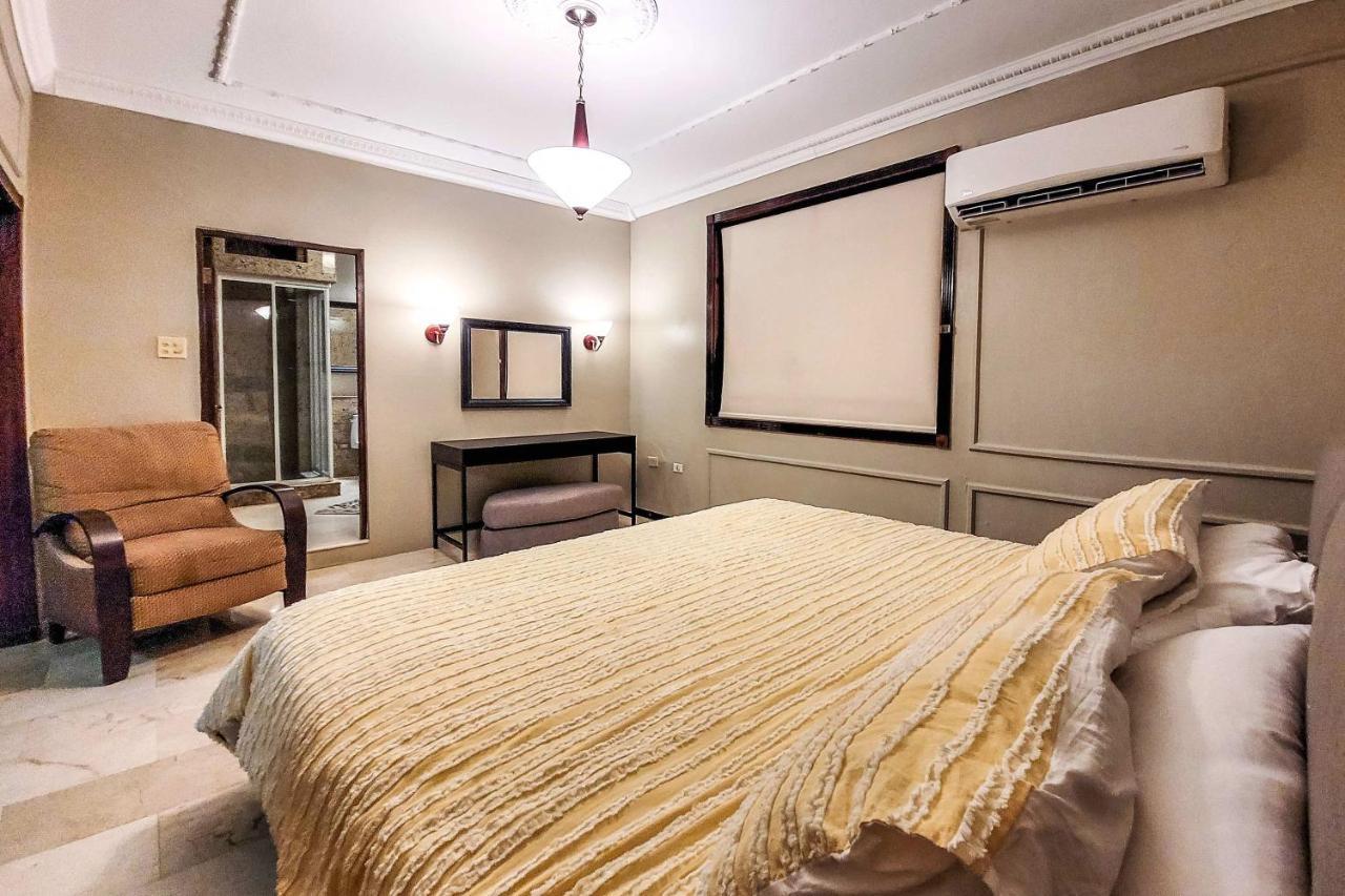 Luxurious San Juan Villa With Pool - Walk To Beach! Zewnętrze zdjęcie