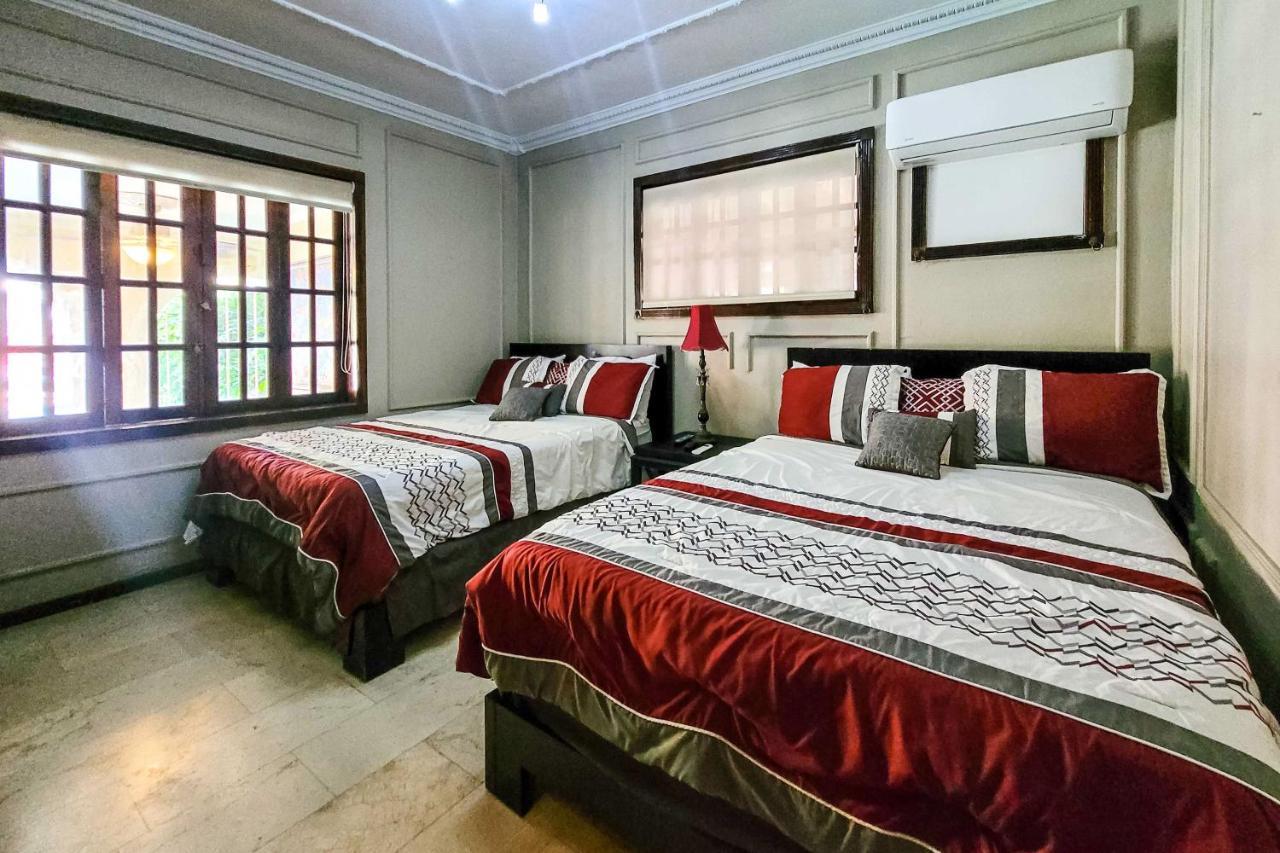 Luxurious San Juan Villa With Pool - Walk To Beach! Zewnętrze zdjęcie